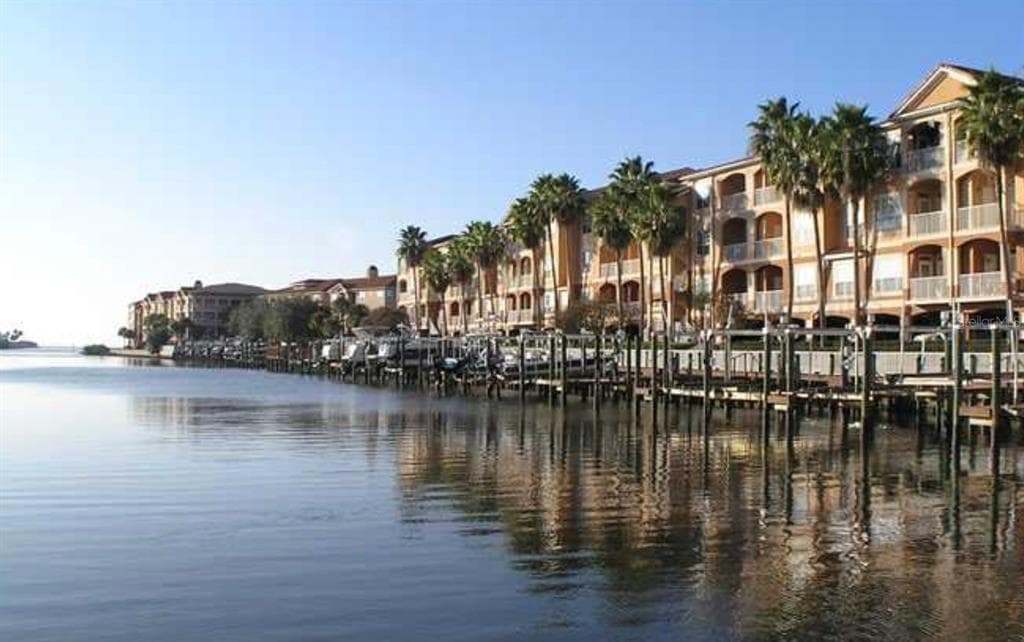 5000 CULBREATH KEY WAY # 8-122, TAMPA, FL 33611