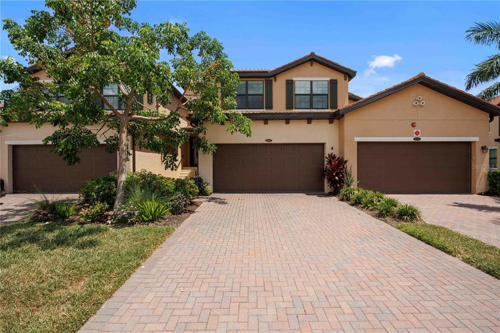 10821 TARFLOWER DRIVE # 202, VENICE, FL 34293