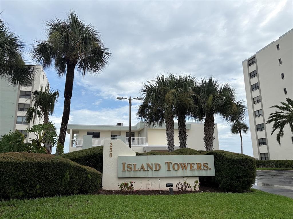 250 WOODETTE DRIVE # A, DUNEDIN, FL 34698