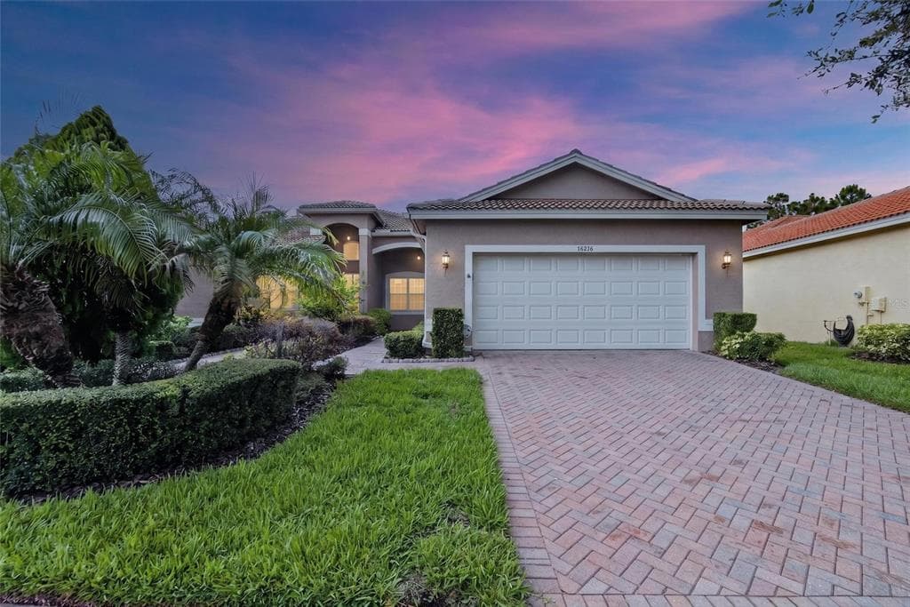16216 AMETHYST KEY DRIVE, WIMAUMA, FL 33598