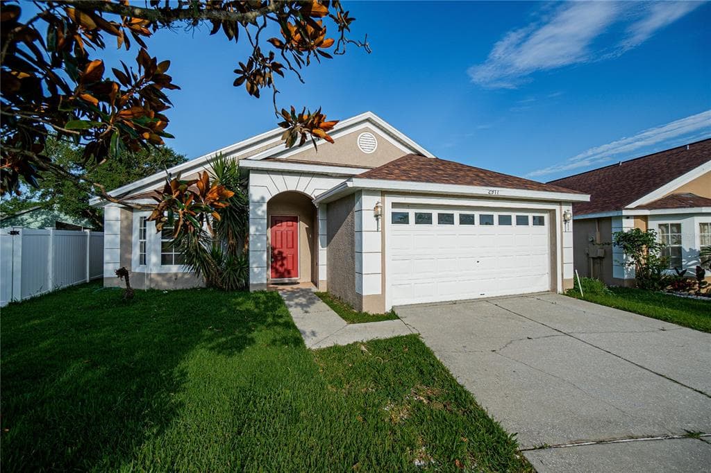 2917 WILSHIRE ROAD, CLERMONT, FL 34714