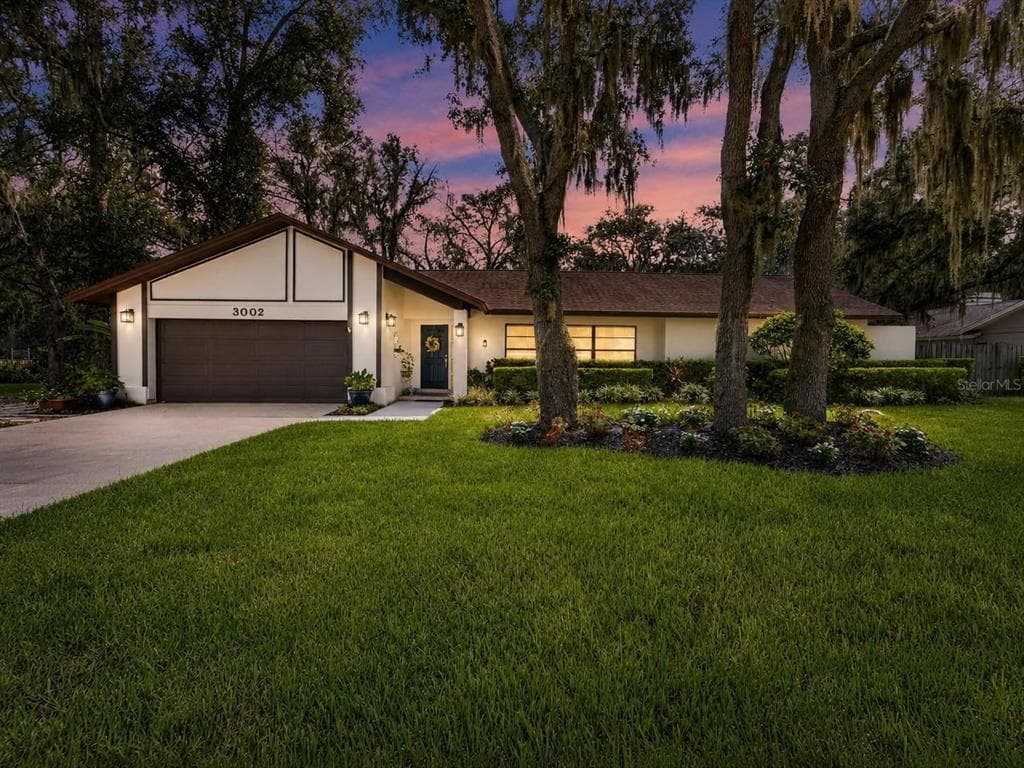 3002 WISTER CIRCLE, VALRICO, FL 33596