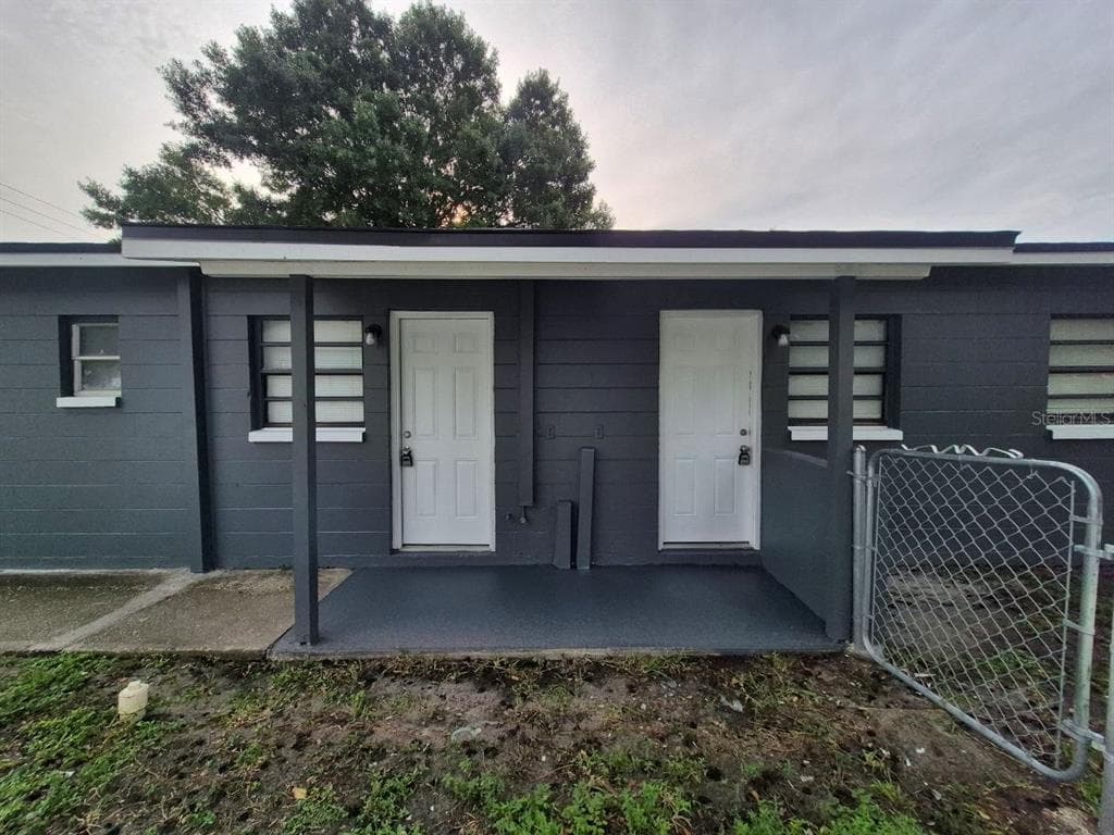 1726 W CHESTNUT STREET # B, TAMPA, FL 33607