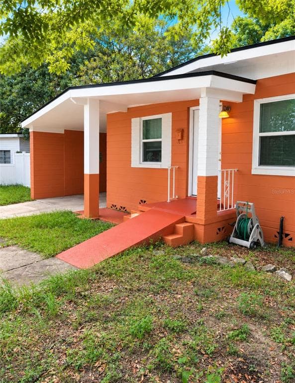 6160 STRAWFLOWER PLACE, JACKSONVILLE, FL 32209