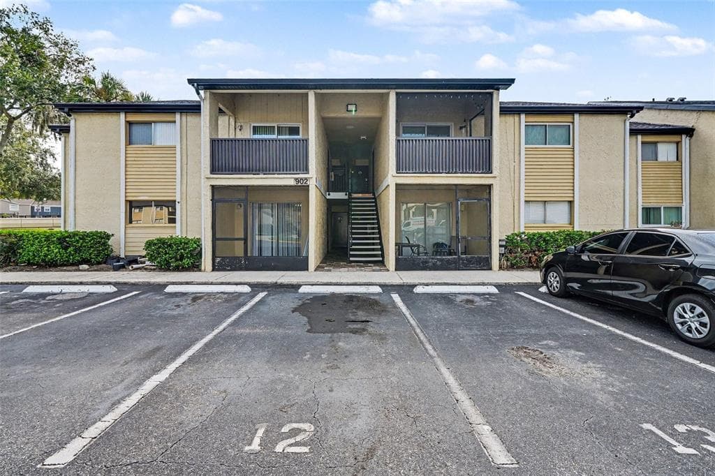902 LAKE DESTINY ROAD # A, ALTAMONTE SPRINGS, FL 32714