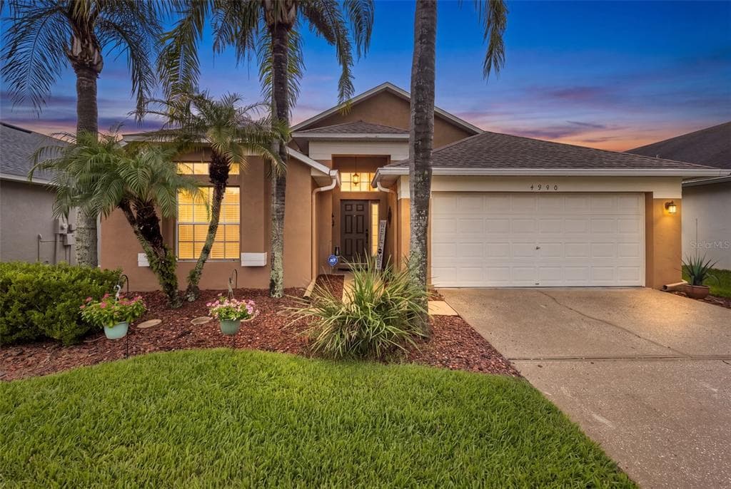 4940 HIDDEN HILLS LANE, WESLEY CHAPEL, FL 33545