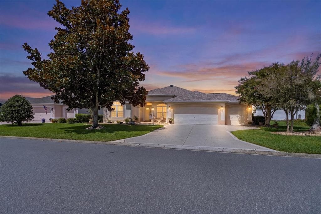 2314 CALLAWAY DRIVE, THE VILLAGES, FL 32162