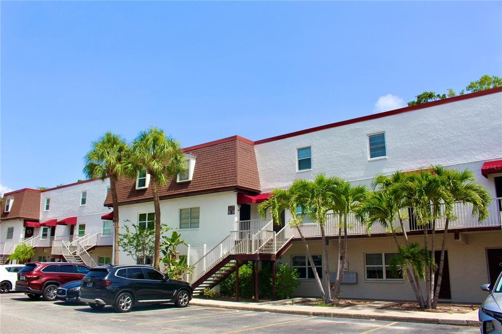9101 TUDOR DRIVE # F206, TAMPA, FL 33615