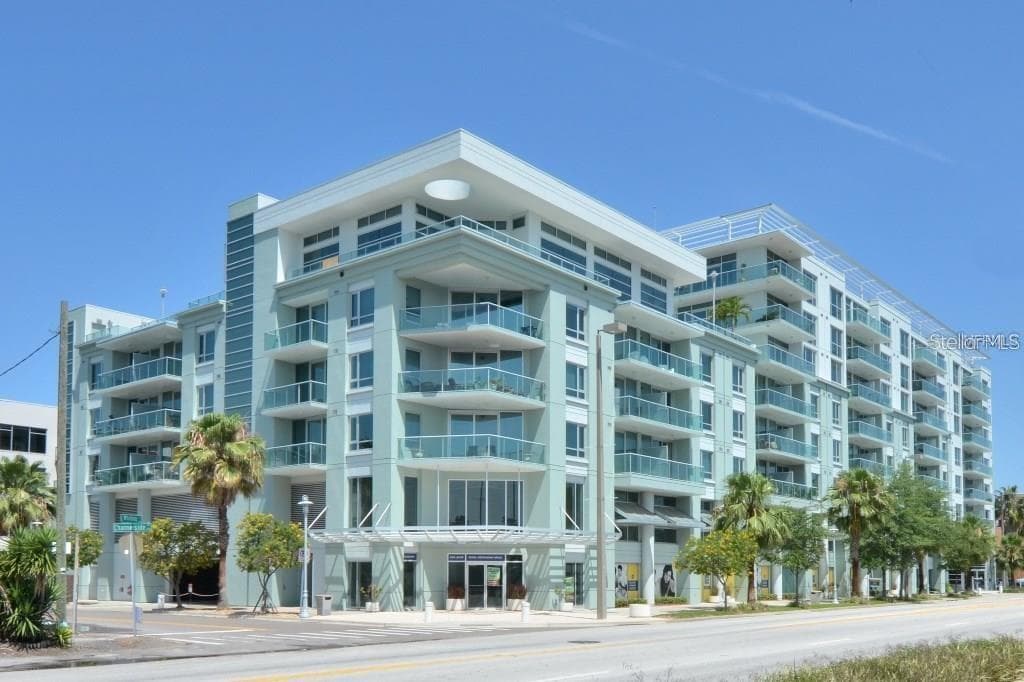 912 CHANNELSIDE DRIVE # 2505, TAMPA, FL 33602