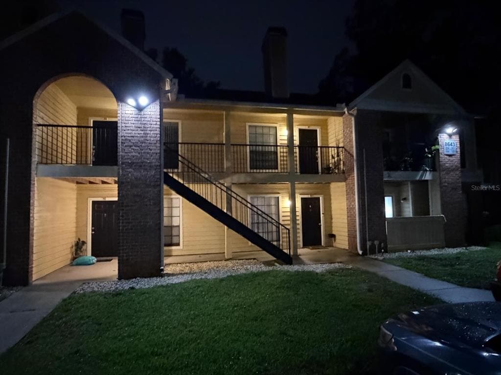 8643 MALLARD RESERVE DRIVE # 202, TAMPA, FL 33614