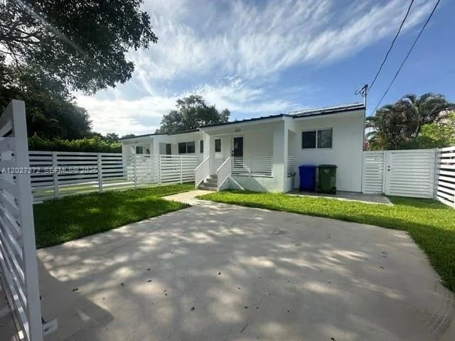 2814 SW 26th St # 2814, Miami, FL 33133