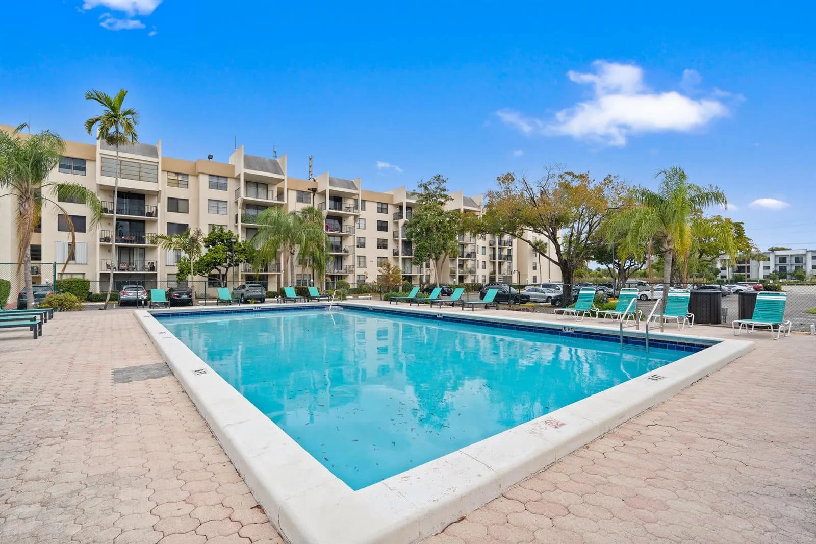 6195 ROCK ISLAND Road # 302, Tamarac, FL 33319