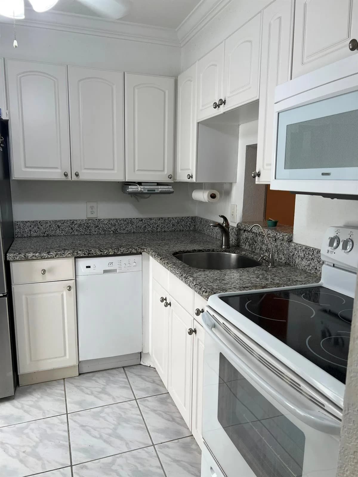 2161 NE 1st Court # 102, Boynton Beach, FL 33435