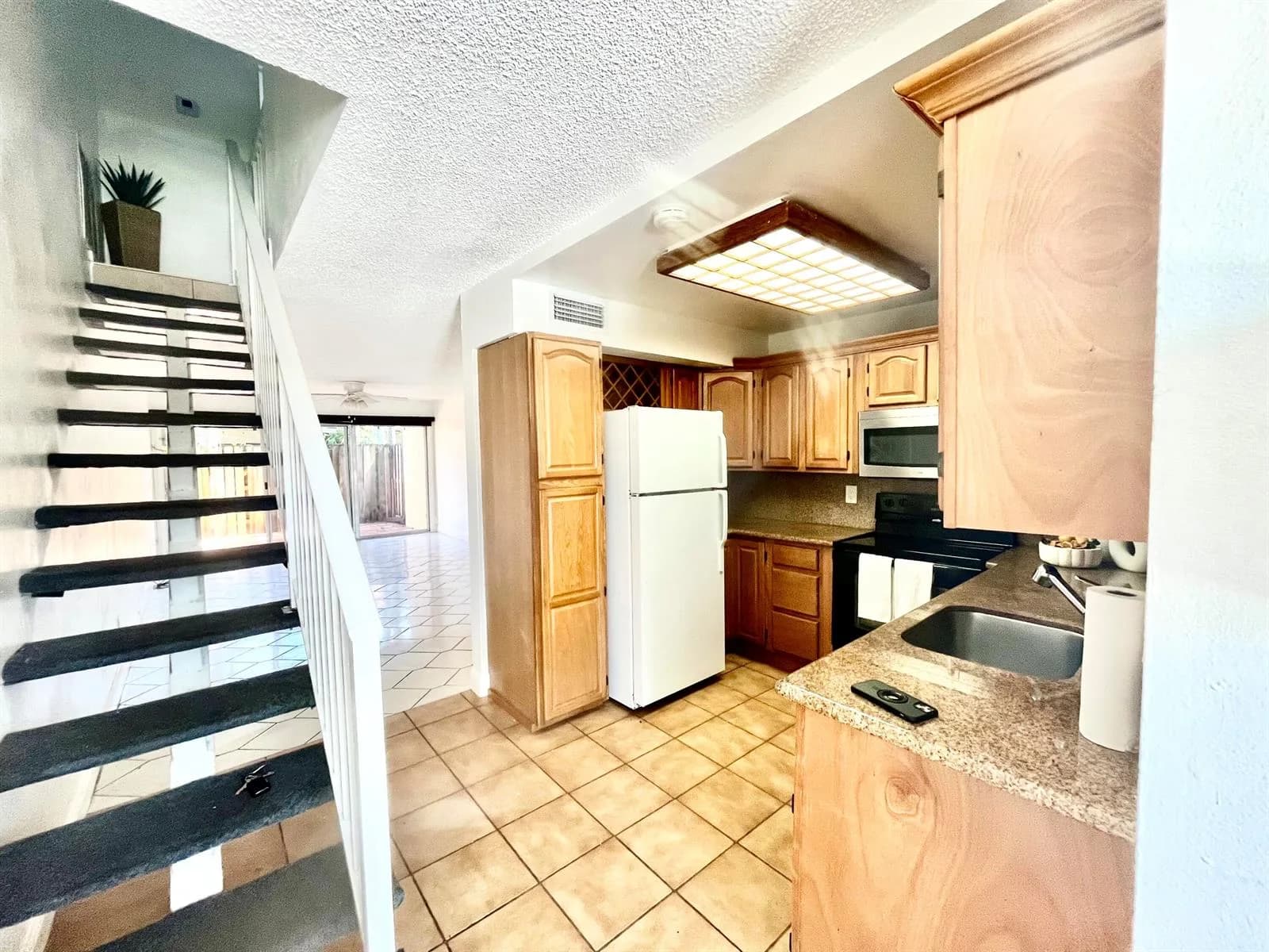 15385 S Dixie Highway # 12, Palmetto Bay, FL 33157
