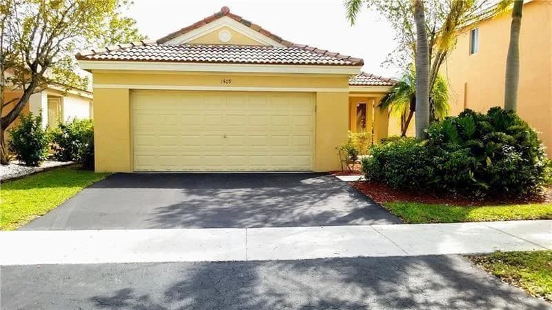 1409 Sabal Trail, Weston, FL 33327