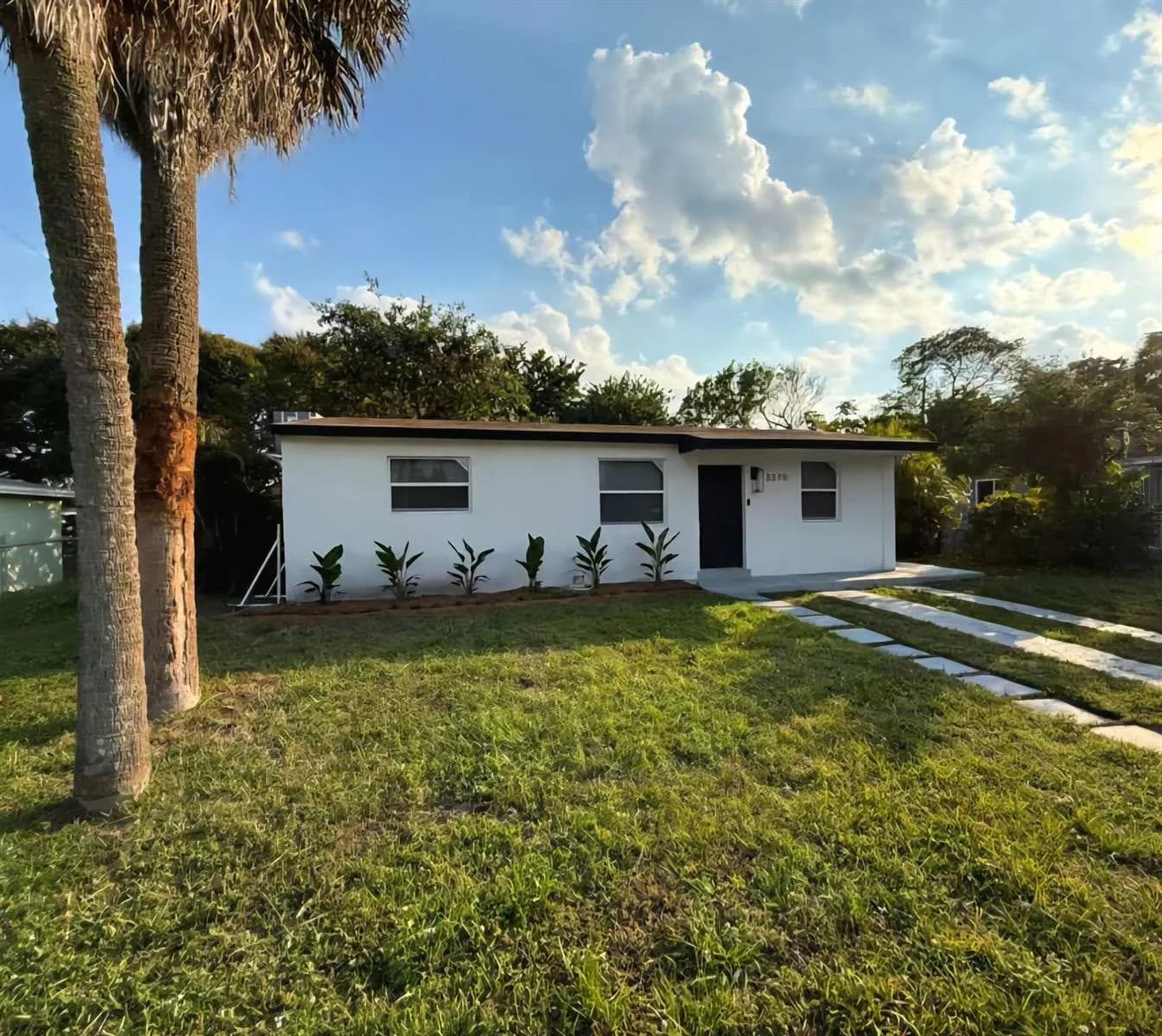 3370 NW 9th Street, Lauderhill, FL 33311