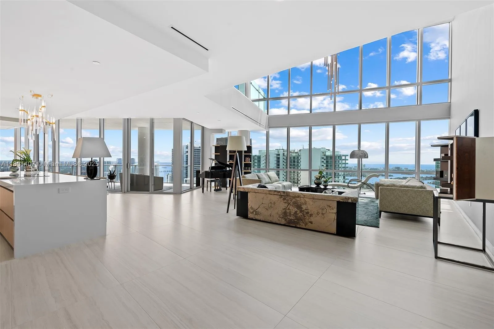 851 NE 1st Ave # PH 5401, Miami, FL 33132