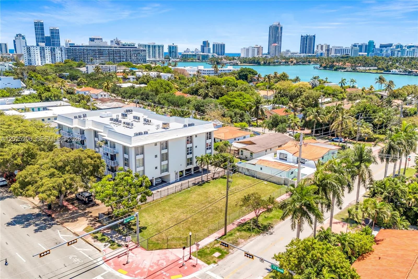 1240 71st St, Miami Beach, FL 33141