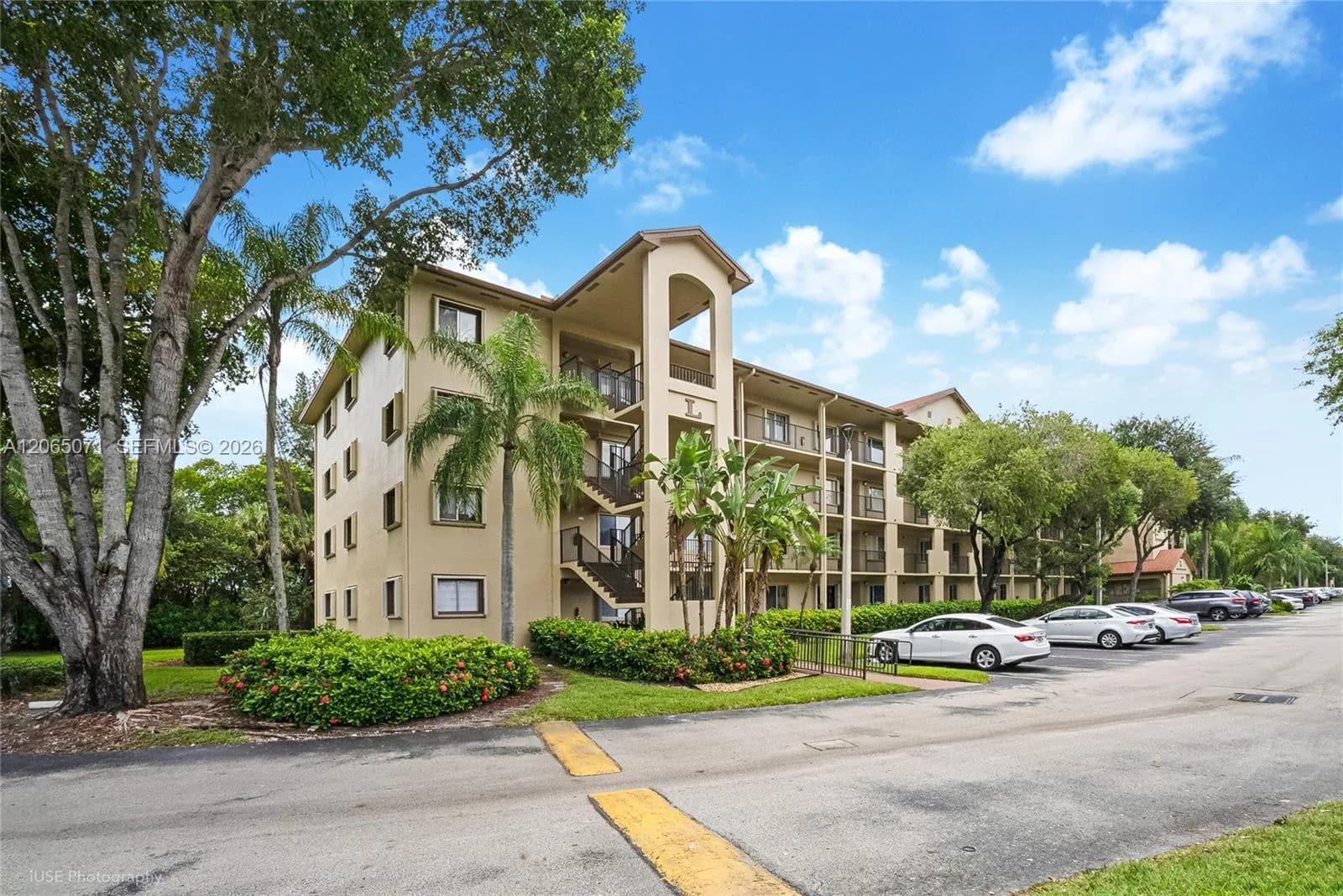 900 SW 142nd Ave # 301L, Pembroke Pines, FL 33027