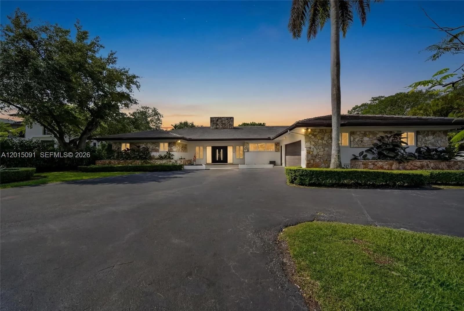 6650 SW 112th St, Pinecrest, FL 33156