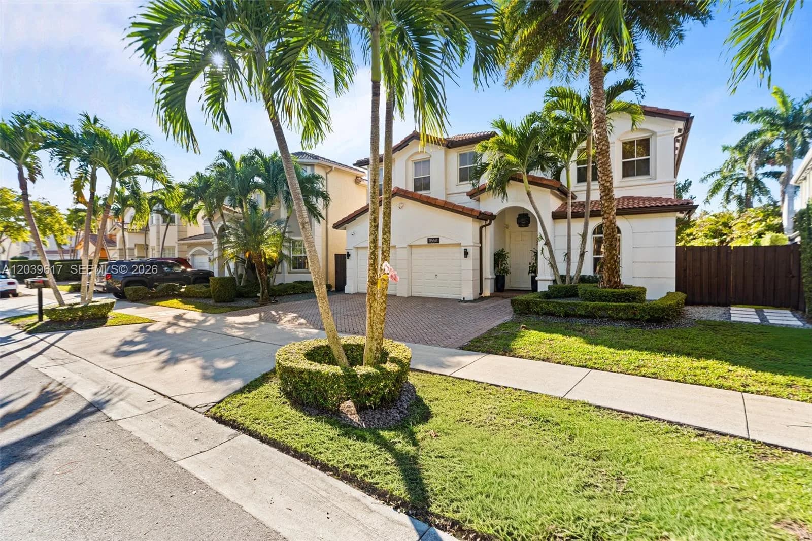11558 NW 84th St, Doral, FL 33178
