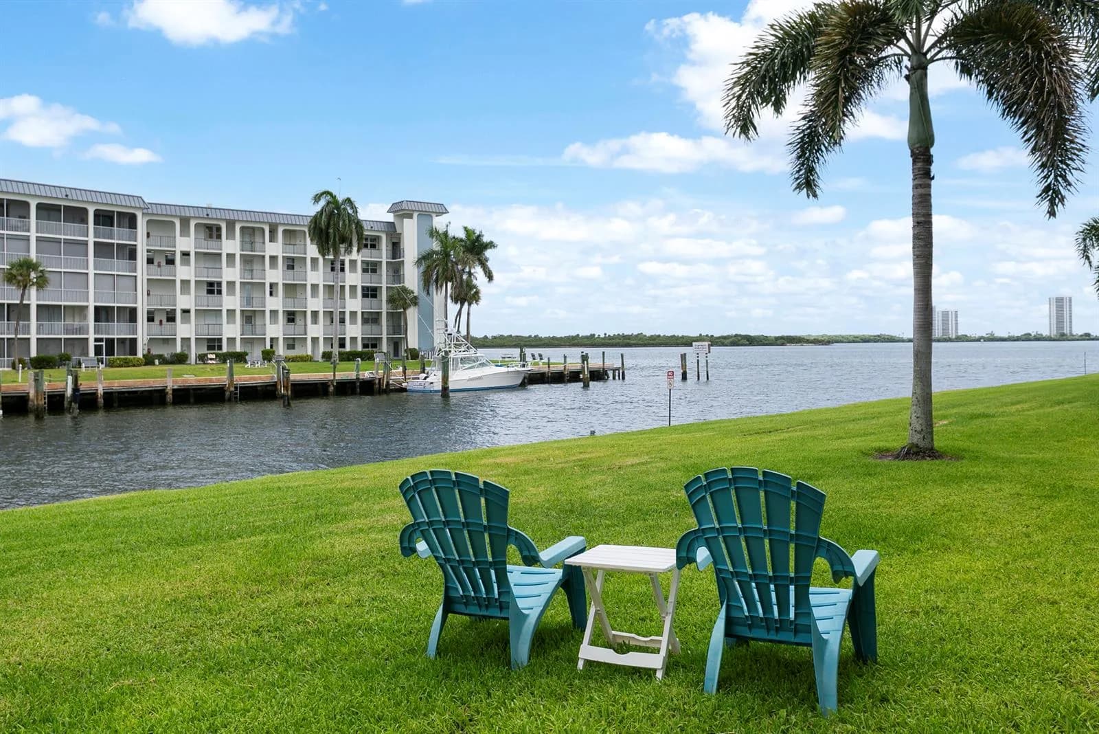 111 Shore Court # 203, North Palm Beach, FL 33408