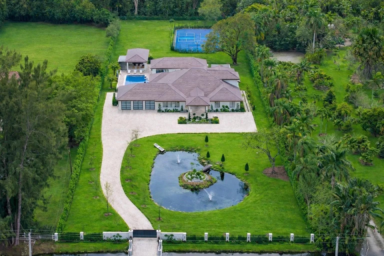 13110 Mustang Trail, Southwest Ranches, FL 33330