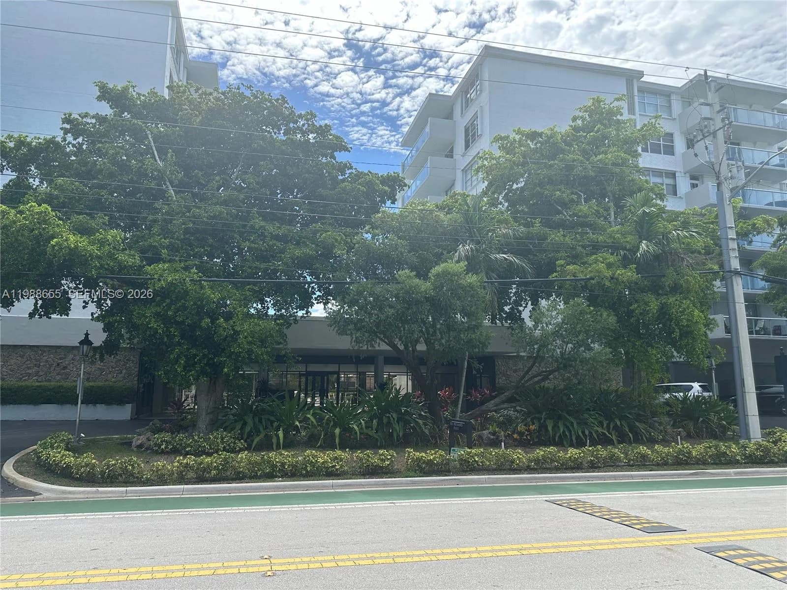 10000 W Bay Harbor Dr # PH4, Bay Harbor Islands, FL 33154