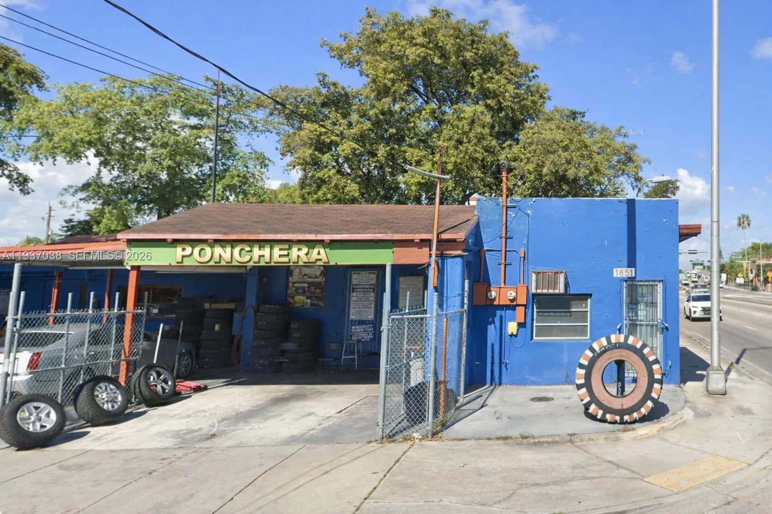 1650 NW 27th Ave, Miami, FL 33125