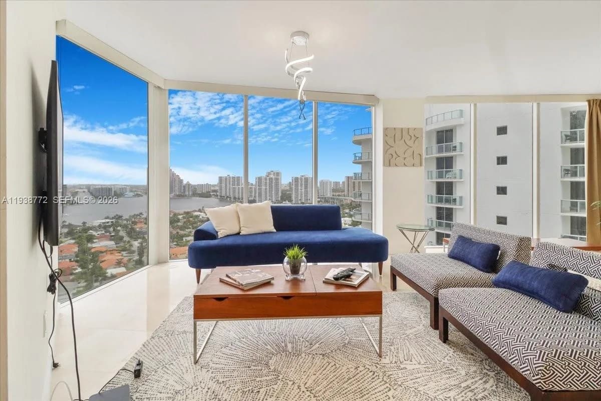 18671 Collins Ave # 2404, Sunny Isles Beach, FL 33160