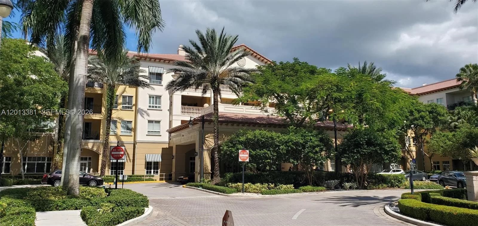 16102 Emerald Estates Dr # 428, Weston, FL 33331