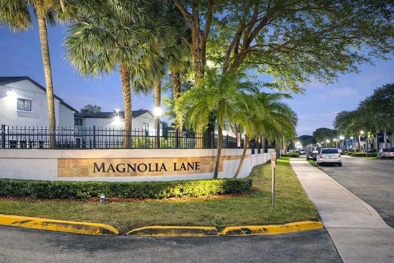 7423 SW 152ND AVE # 10-103, Miami, FL 33193