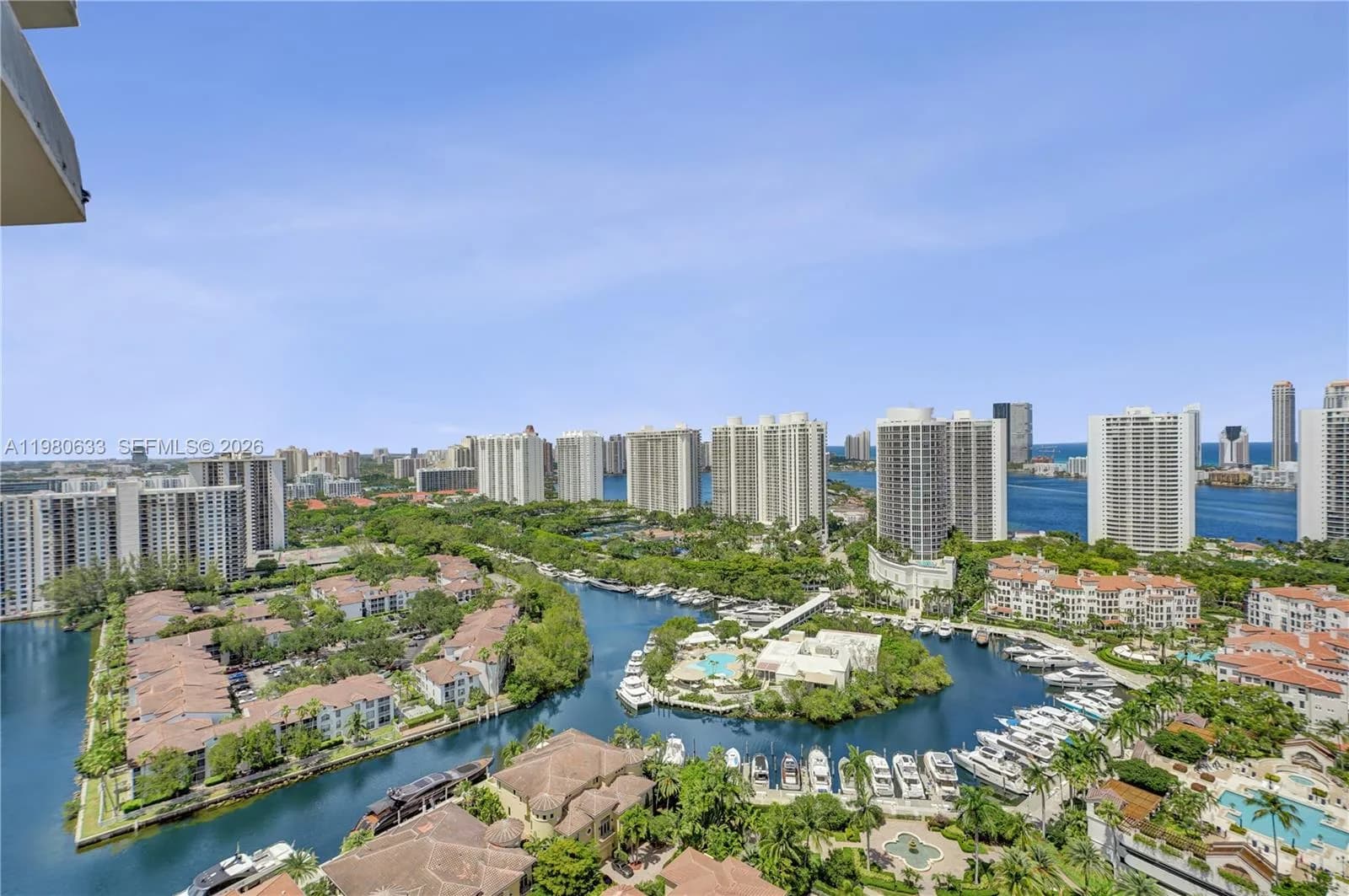 1000 W Island Blvd # 2908, Aventura, FL 33160