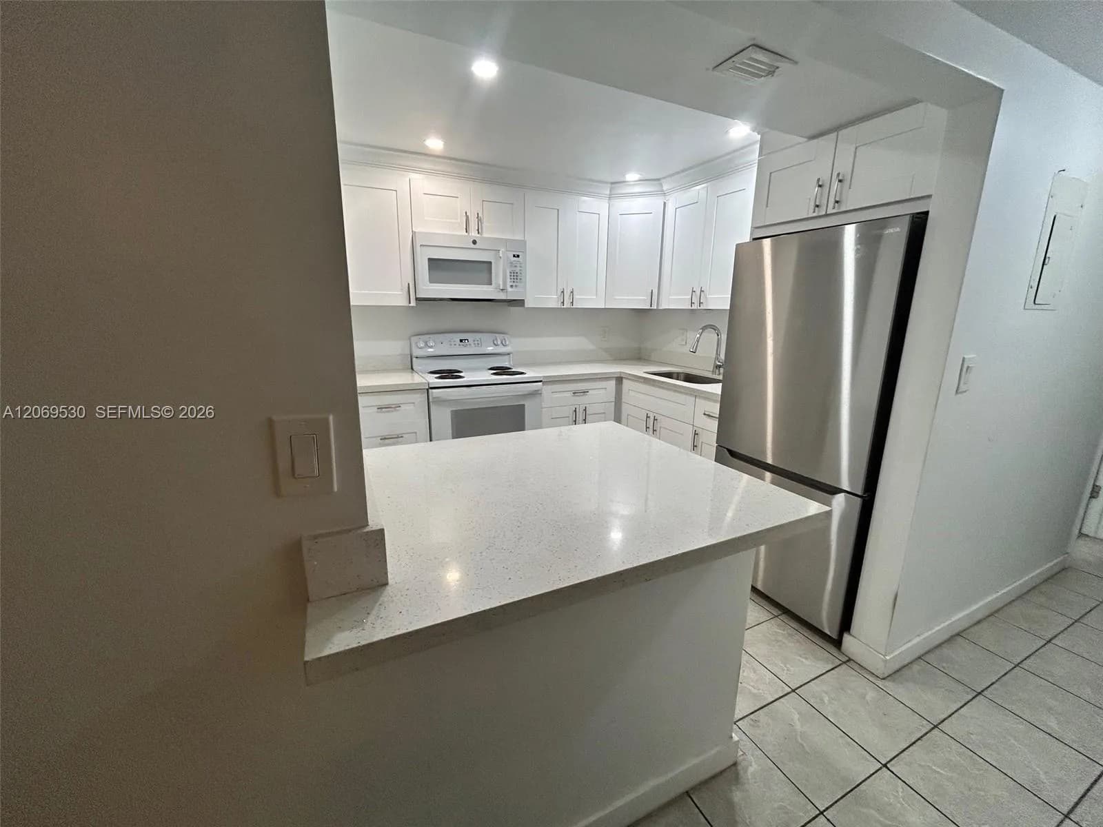 815 SW 30th St # J, Fort Lauderdale, FL 33315