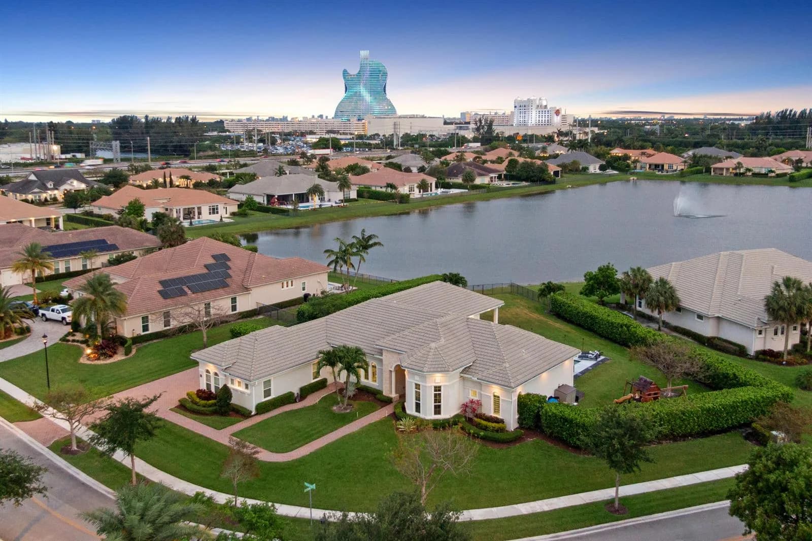 4830 W Sterling Ranch Circle, Davie, FL 33314