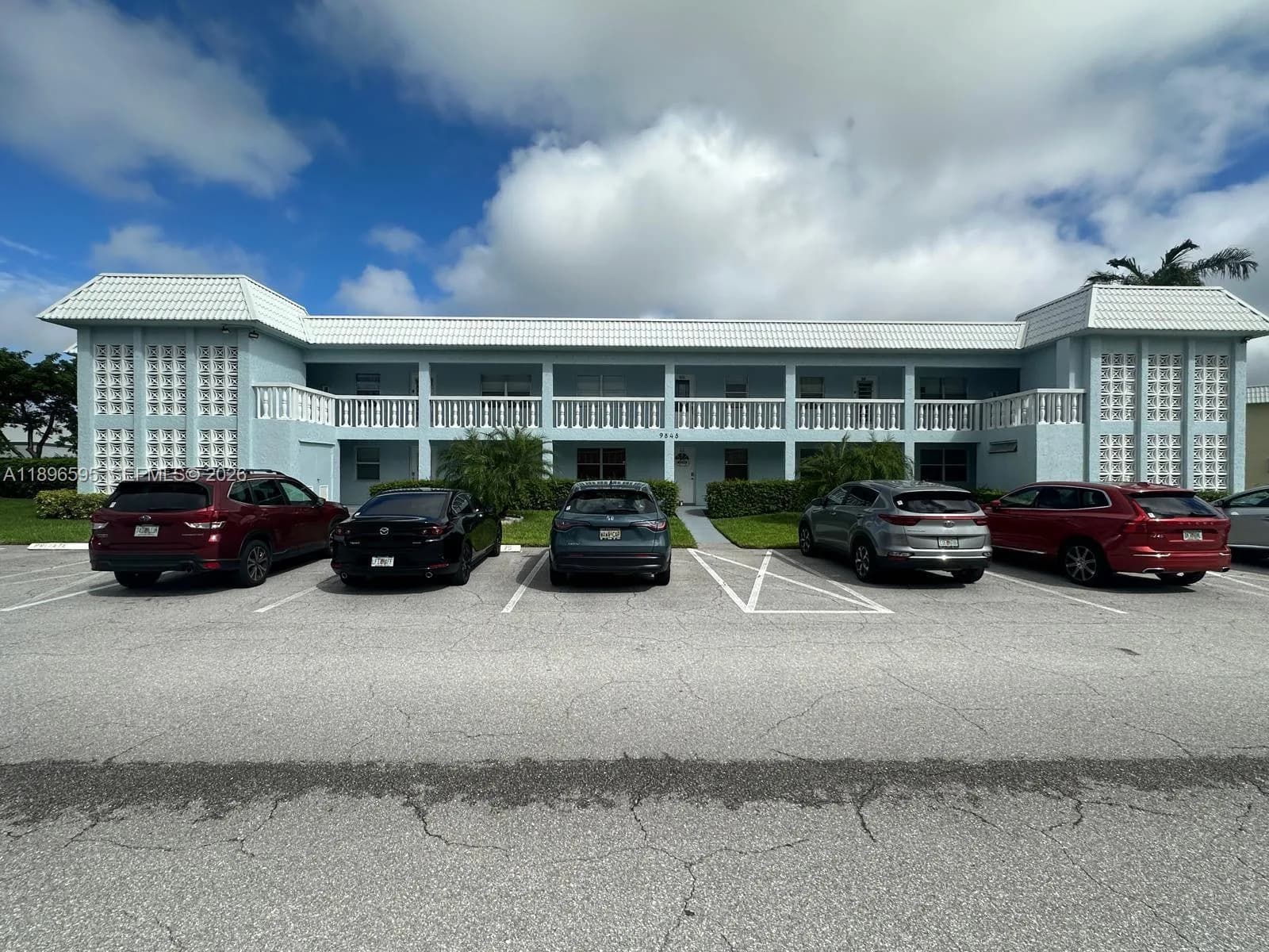 9848 Marina Blvd # 811, Boca Raton, FL 33428
