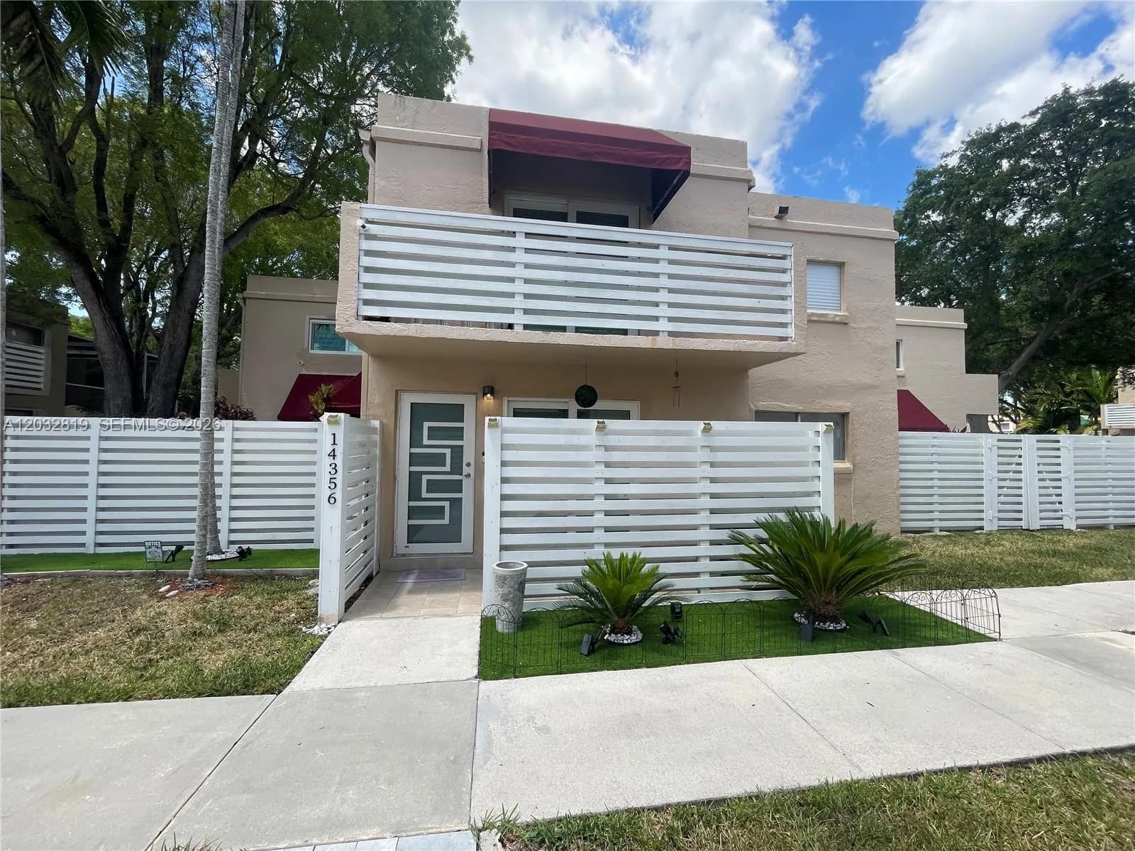 14356 SW 96th Ter, Miami, FL 33186