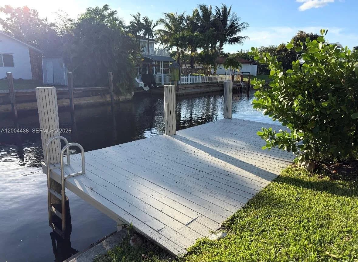 4396 SW 25th Ter # 1-2, Dania Beach, FL 33312