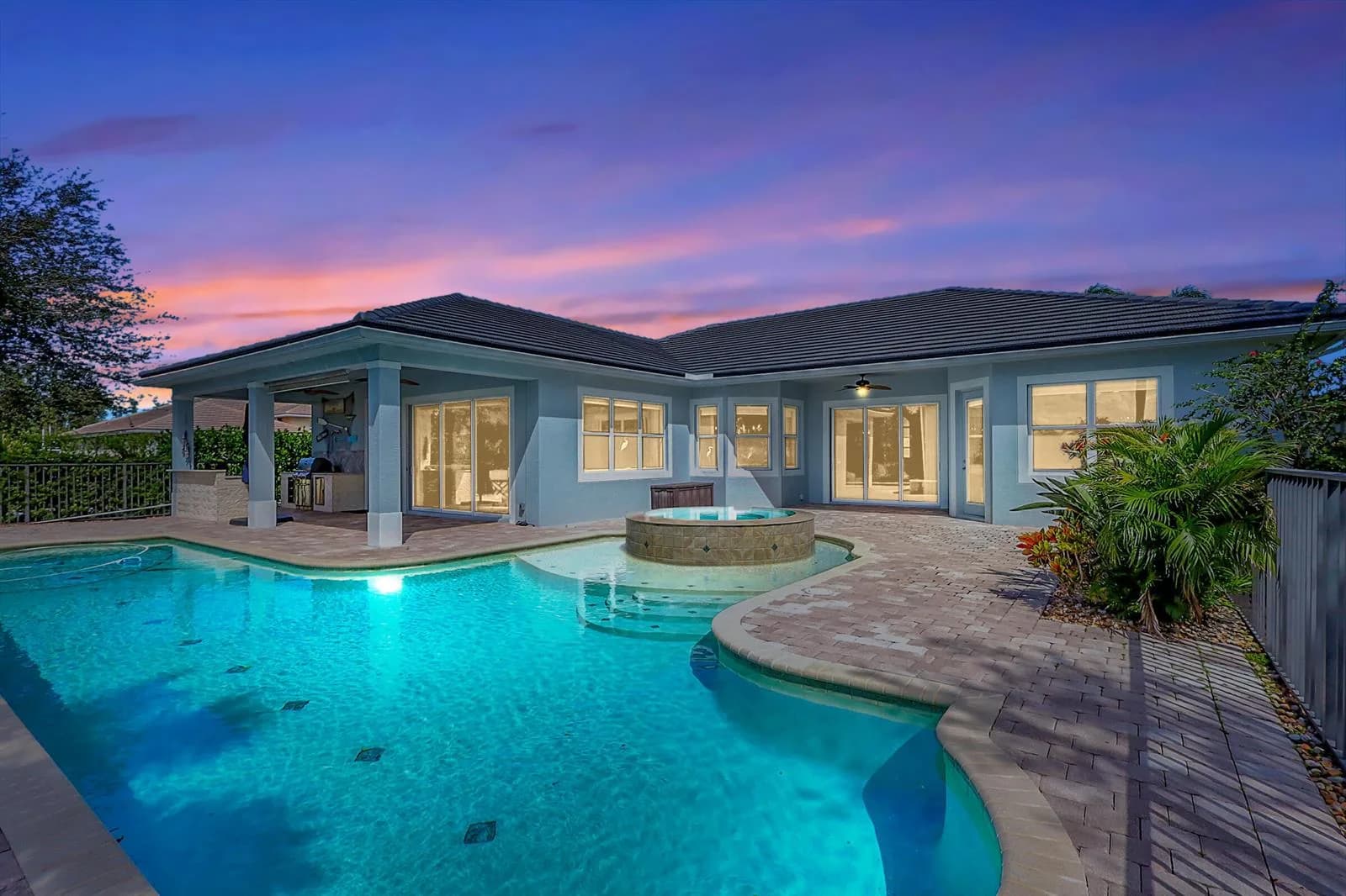 7186 SW Quiet River Court, Stuart, FL 34997