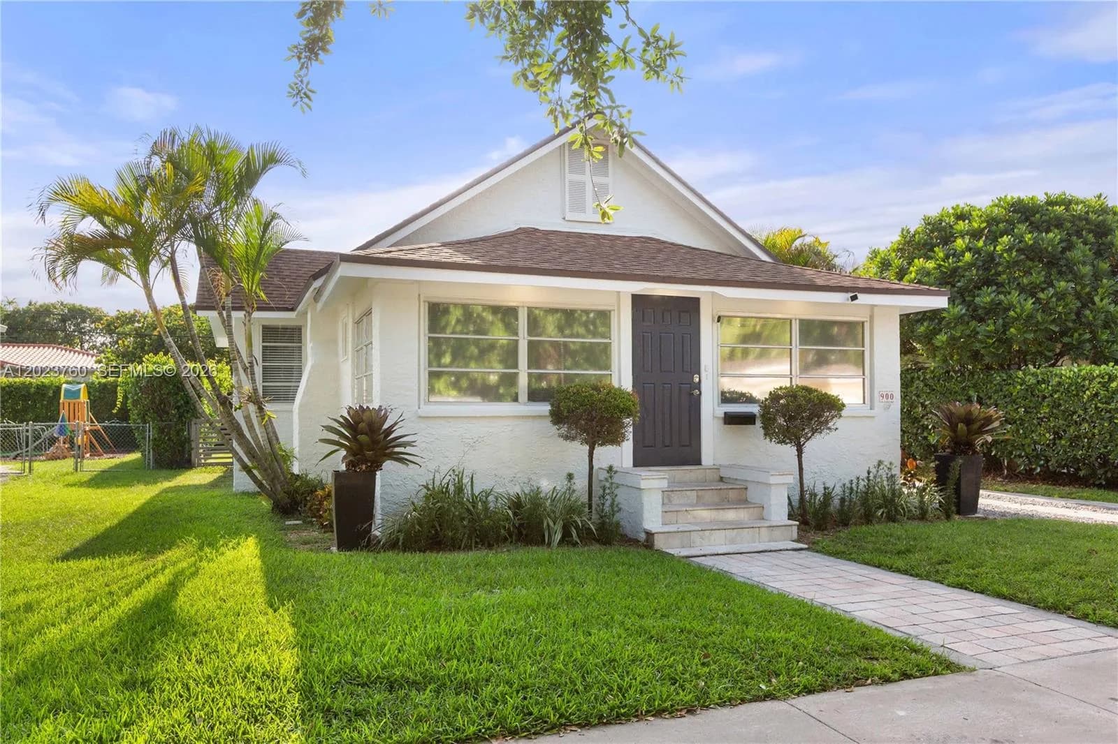 900 Tangier St, Coral Gables, FL 33134