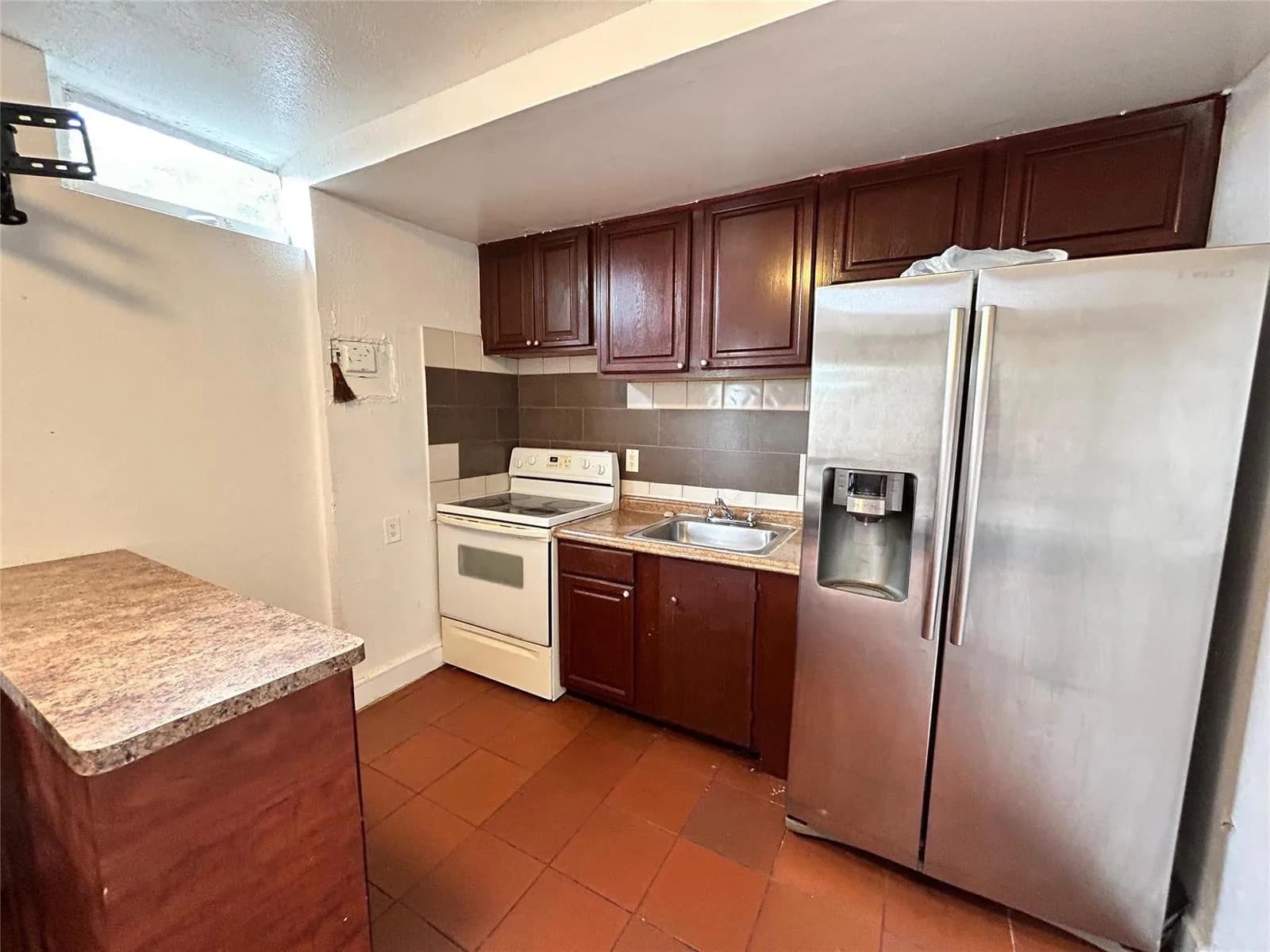 112 Newton Road # Back, West Park, FL 33023