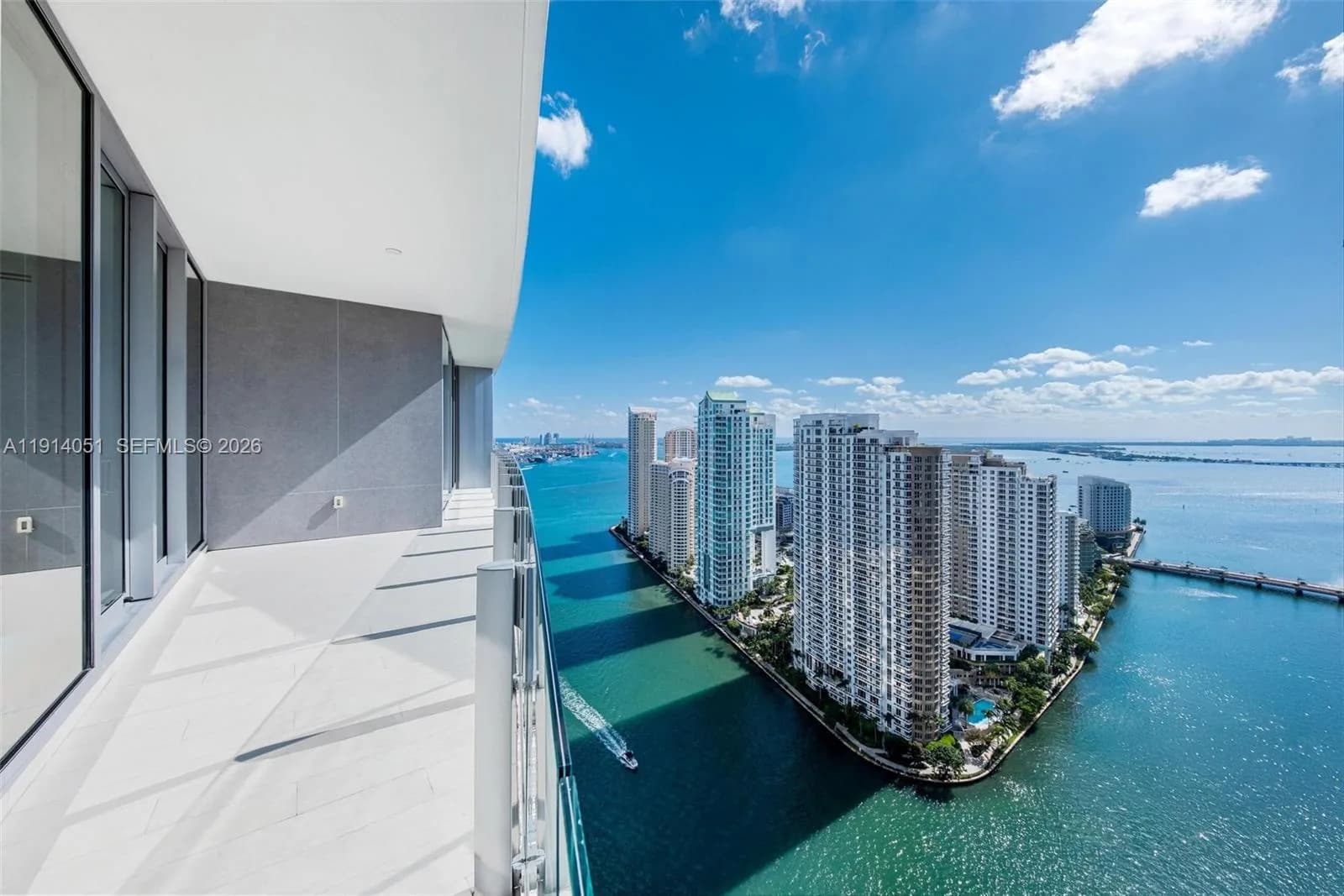 300 Biscayne Boulevard Way # 3506W, Miami, FL 33131