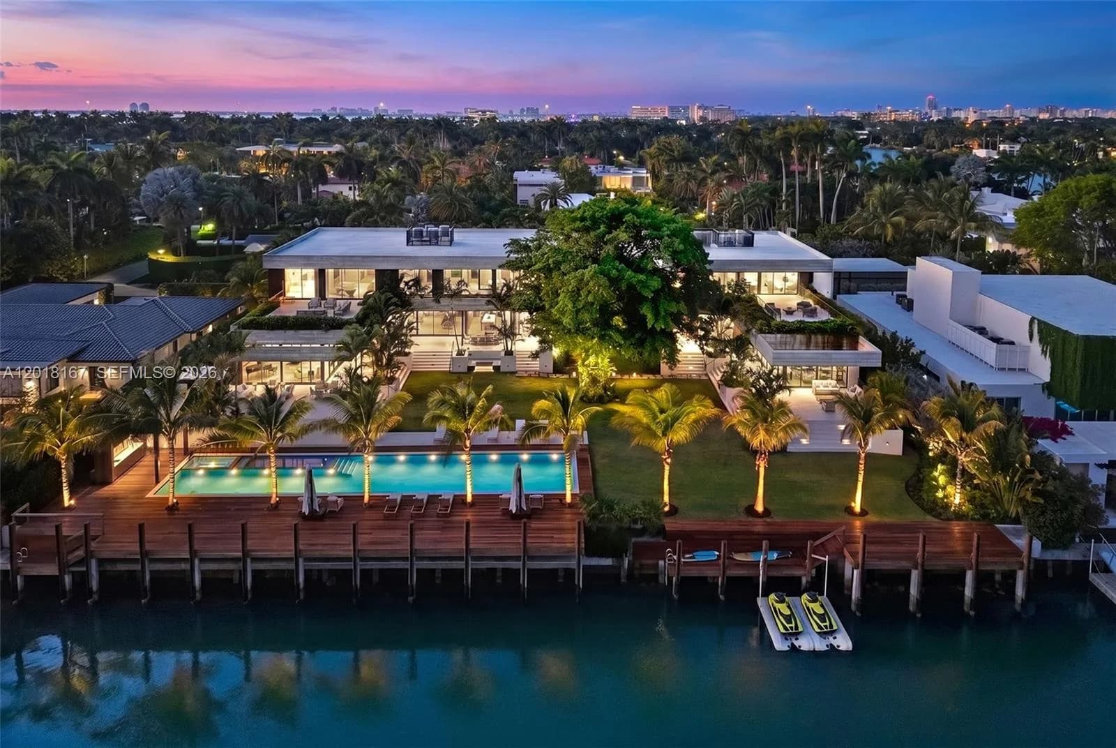 1420 W 23rd St, Miami Beach, FL 33140