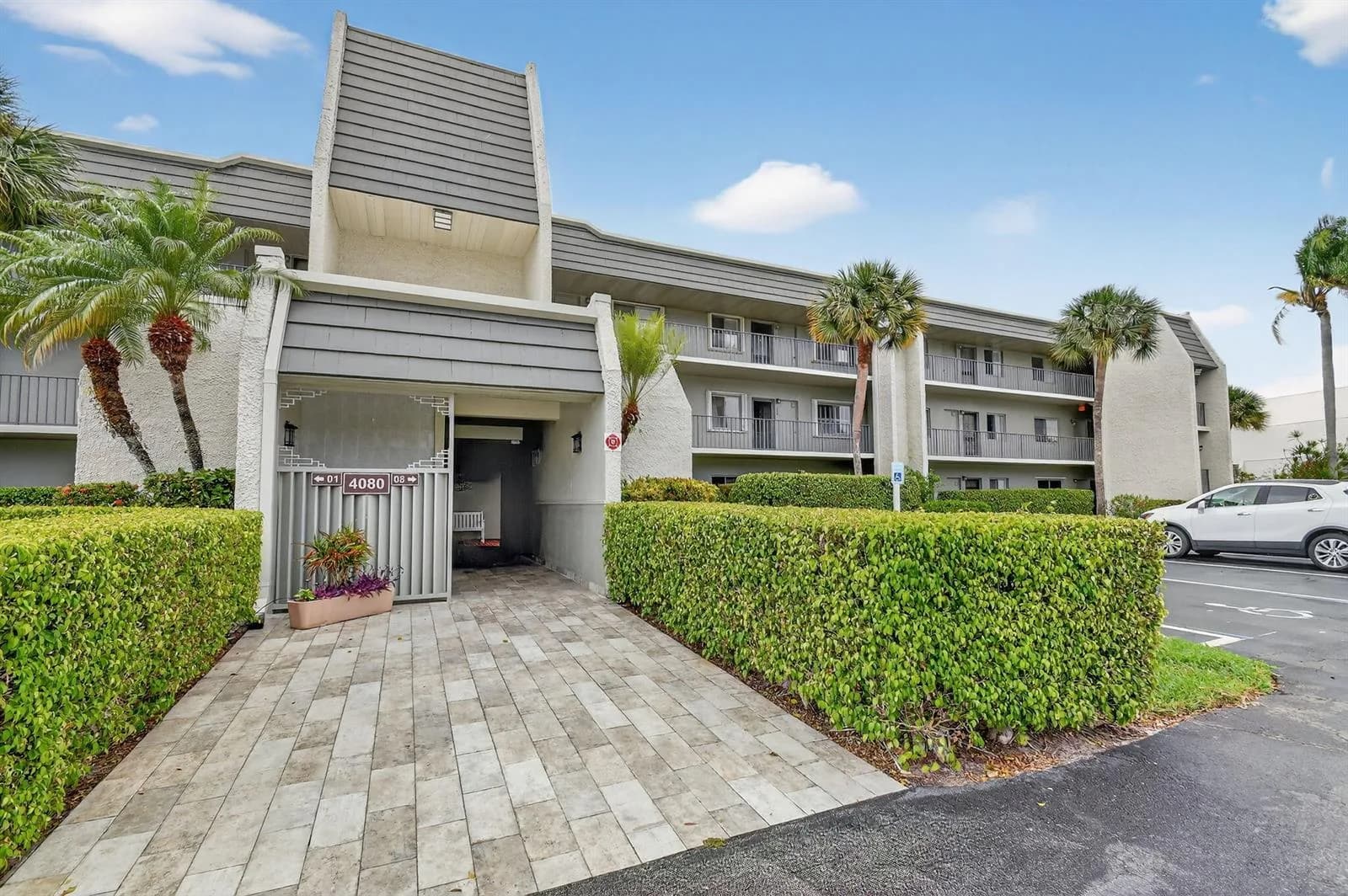 4080 Tivoli Court E # 206, Lake Worth, FL 33467