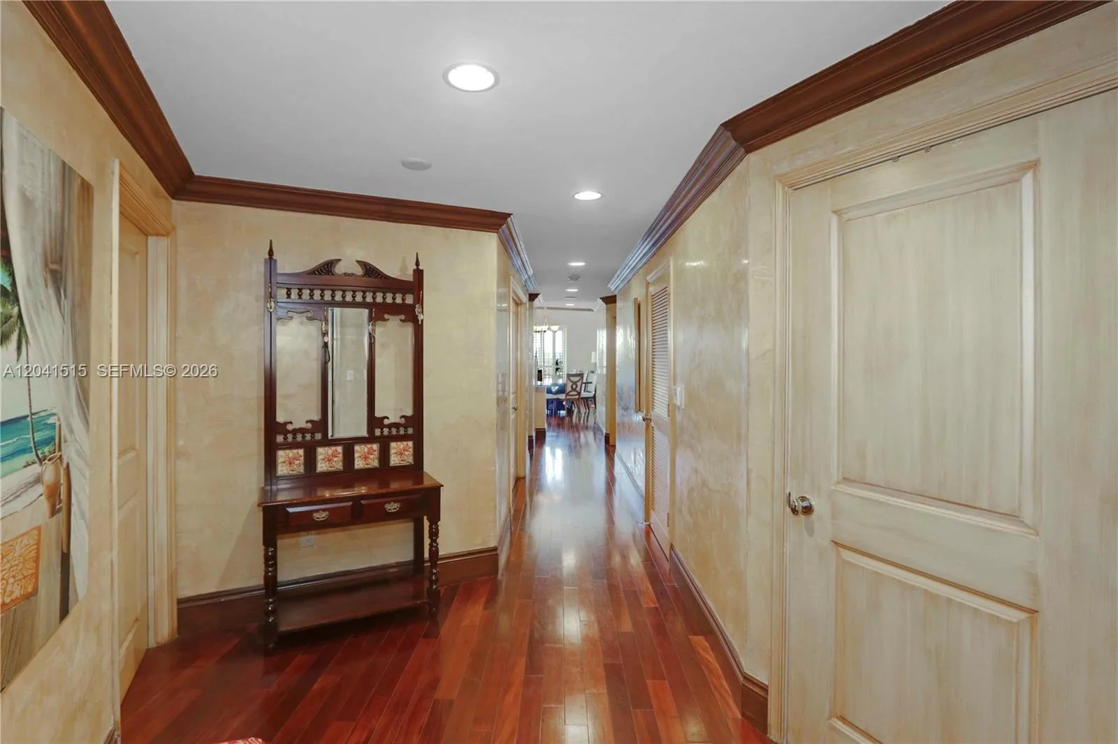 10 Aragon Ave # 1216, Coral Gables, FL 33134