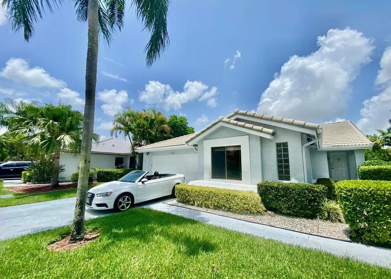 10533 Mendocino Lane, Boca Raton, FL 33428