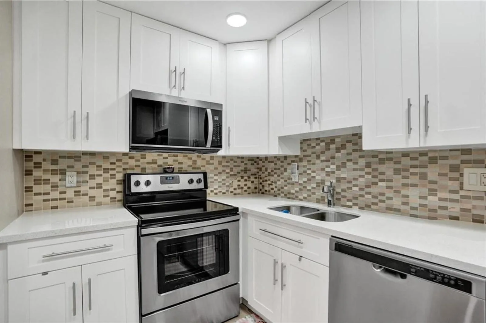 4980 E Sabal Palm Boulevard E # 124, Tamarac, FL 33319