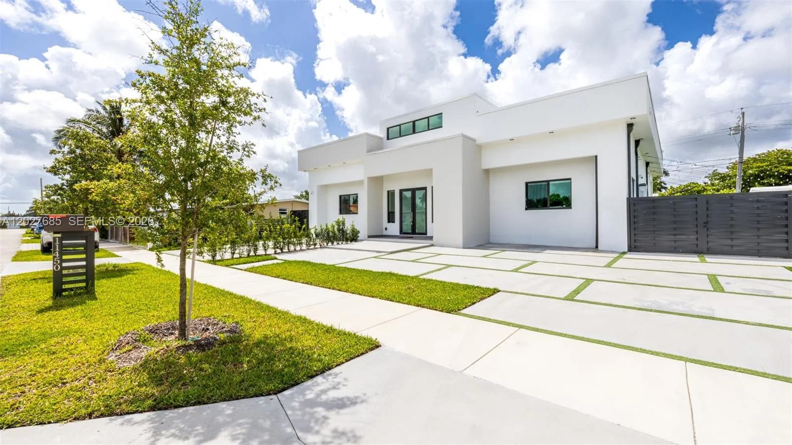 11450 SW 59th Ter, Miami, FL 33173