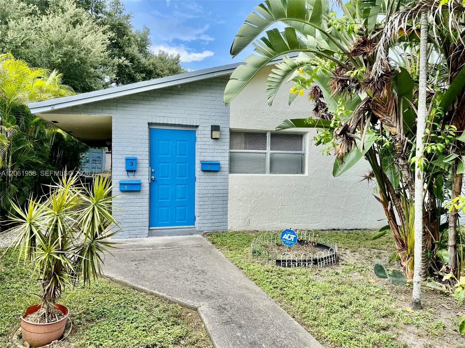 274 SW 9th St # 2, Dania Beach, FL 33004