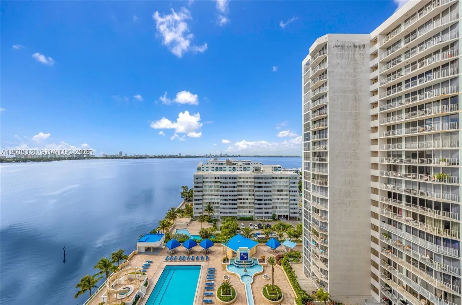 7601 E Treasure Dr # 1722, North Bay Village, FL 33141